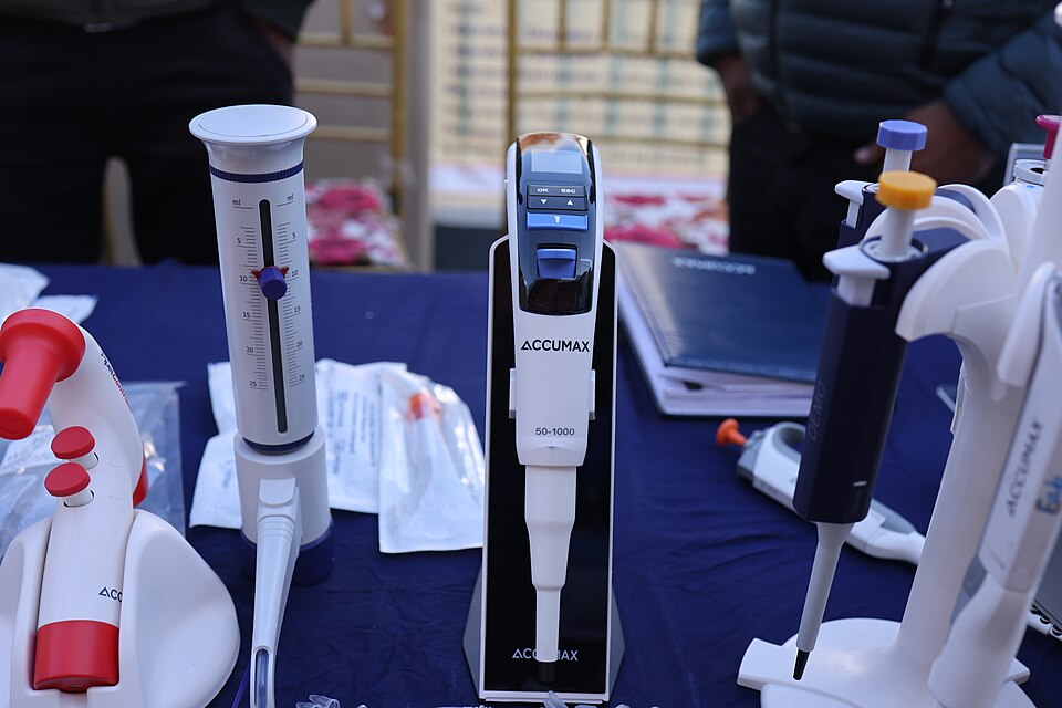 Laboratory research tools